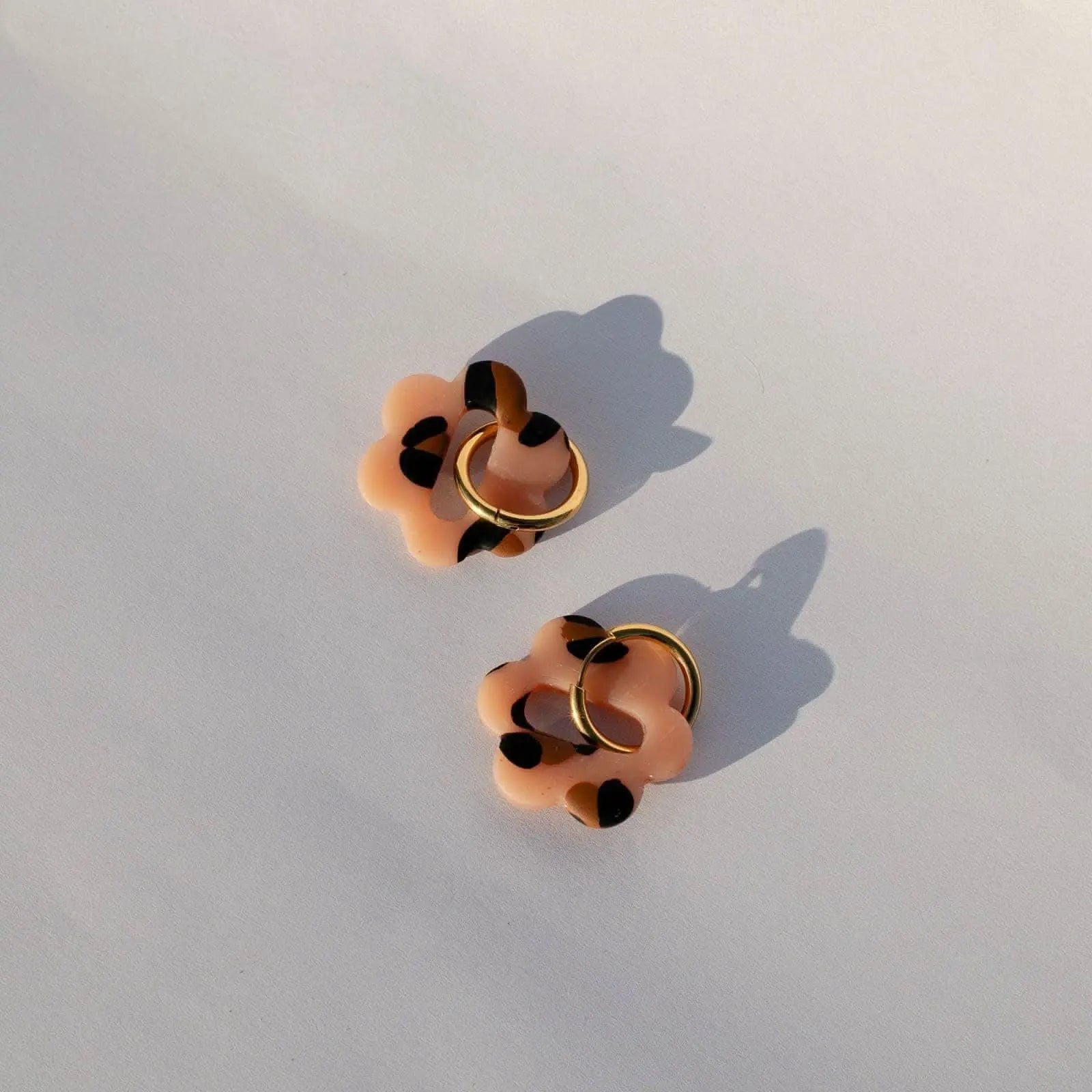 Boucle d'oreille fleur