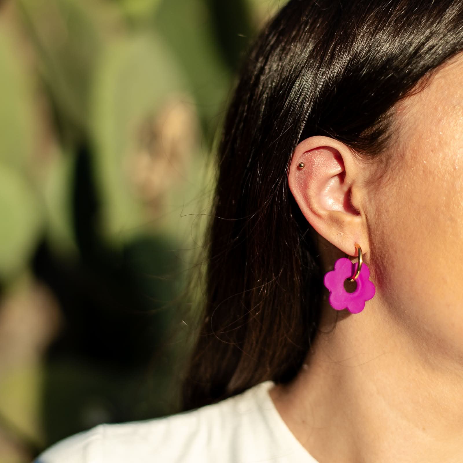 Boucles d'oreille fleur violet