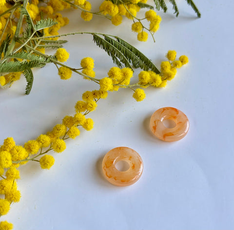 Paire de deux charms résine