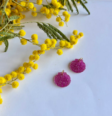 Paire de deux charms résine