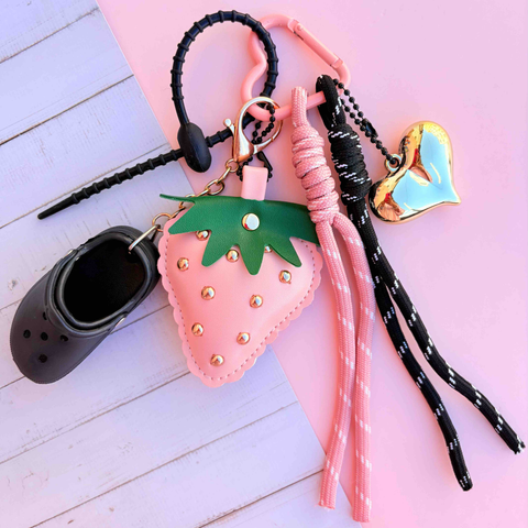 Grigri de sac crocs fraise rose