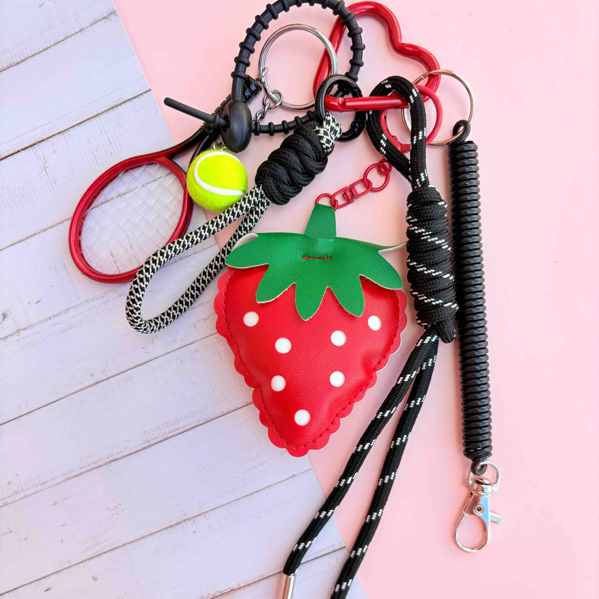 Grigri de sac crocs fraise rouge