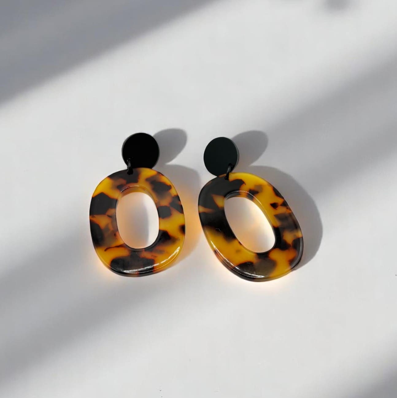 Boucles d'oreilles pendantes en écailles Maeva