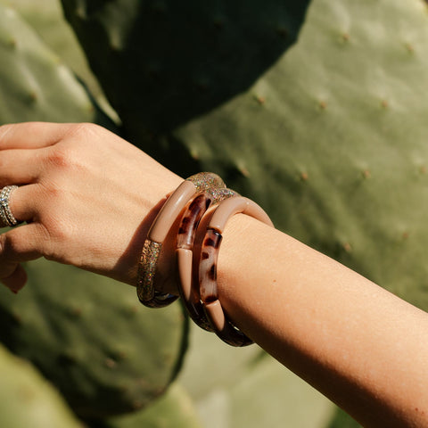 Trio de bracelets paillettes léopard en résine Bali