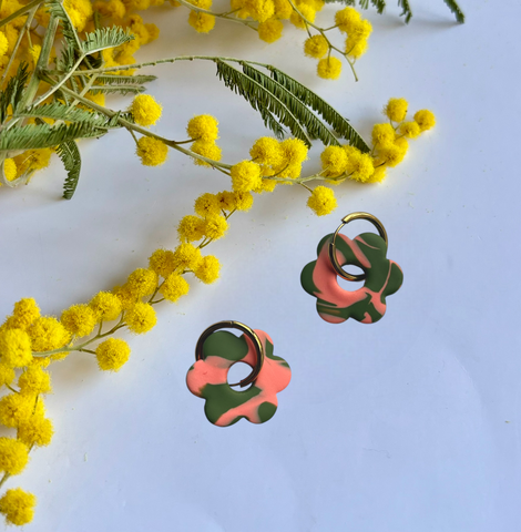 Boucles d’oreilles créoles fleurs Flora